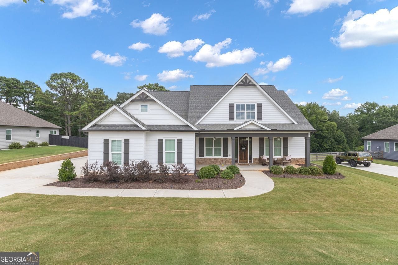 282 Township Dr, Senoia, GA 30276