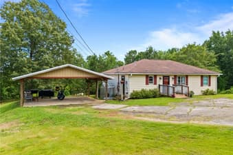 1066 BROWN, Valley, AL, 36854