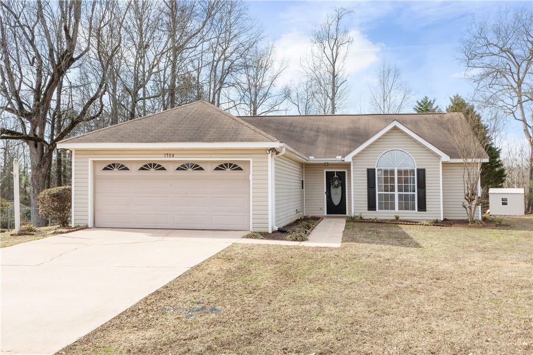 1304 Douglas Street, Opelika, AL, 36801