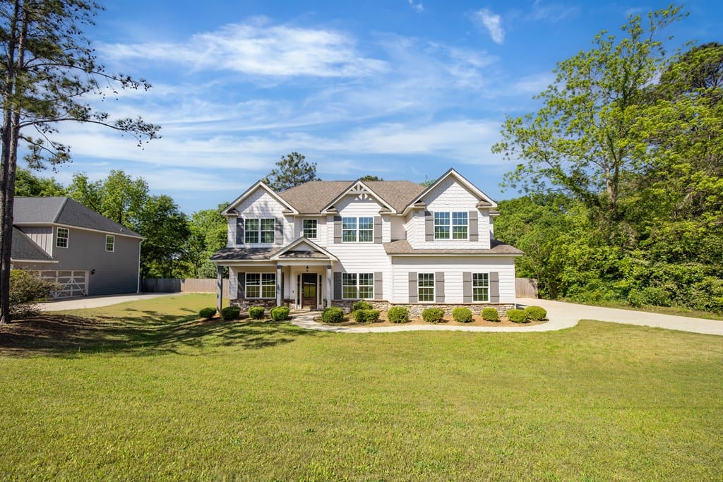 745 Mountain View Ct, Hamilton, GA 31811