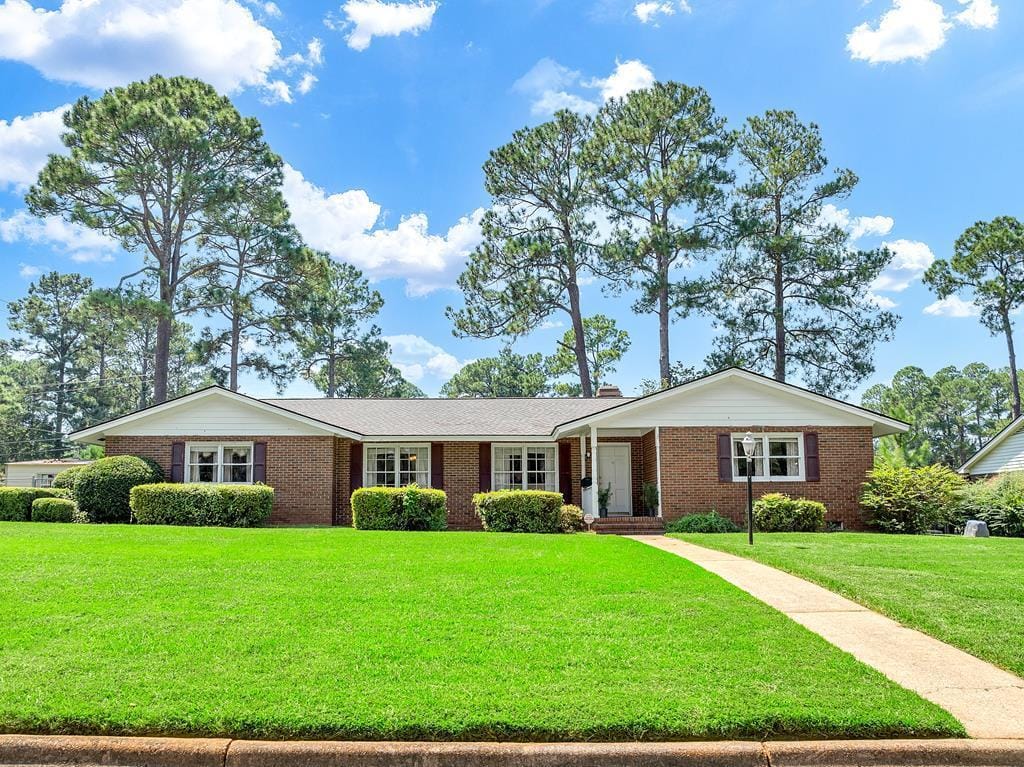 2001 Robinhood Road, Albany, GA, 31707