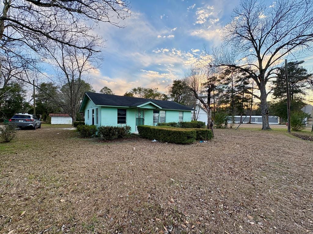 605 E Price St, Sylvester, GA 31791