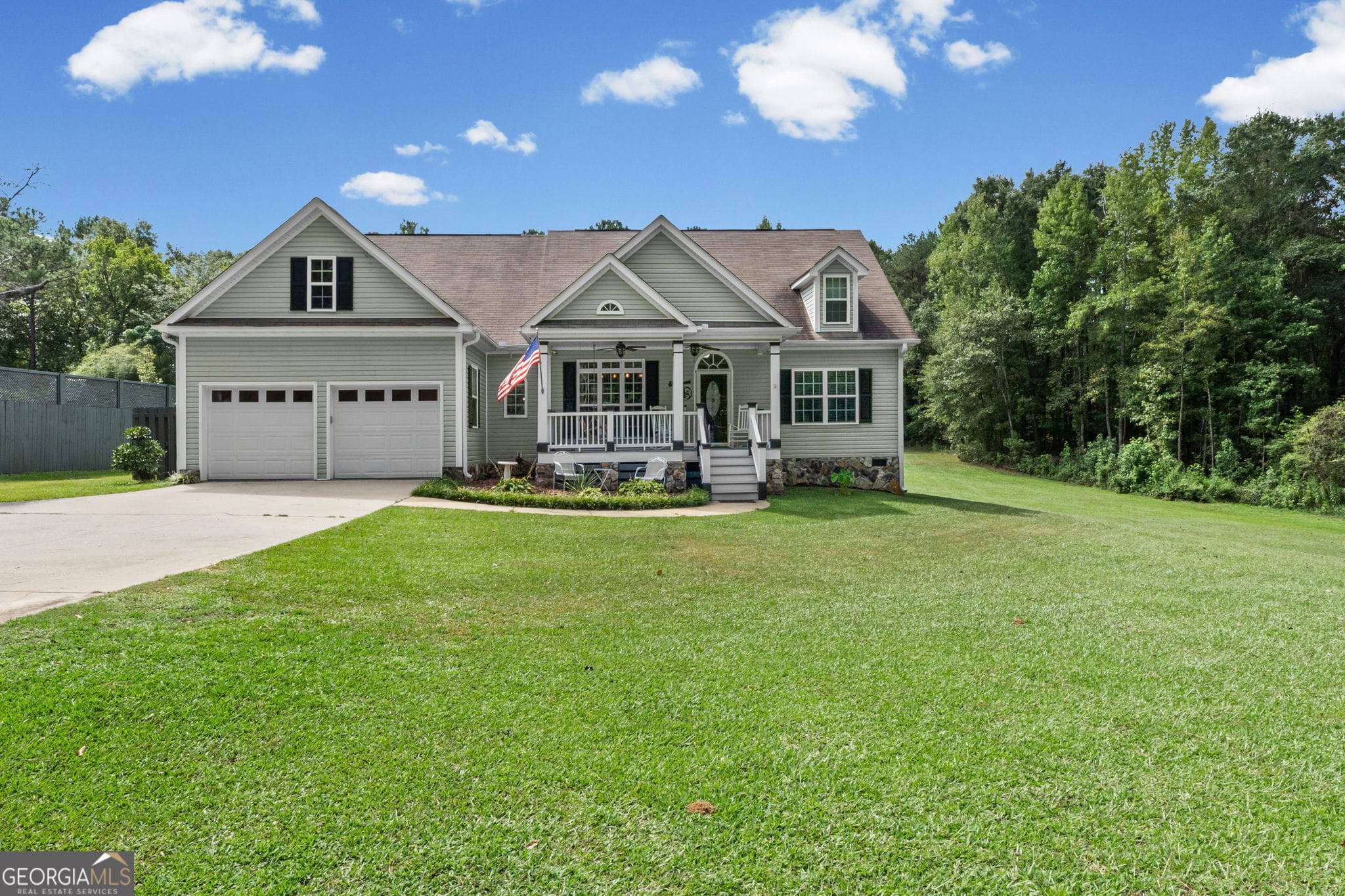 207 Dr Elliott Rd, Newnan, GA 30263