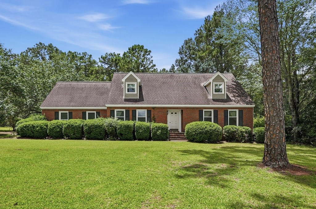 501 Divine Dr, Albany, GA 31721
