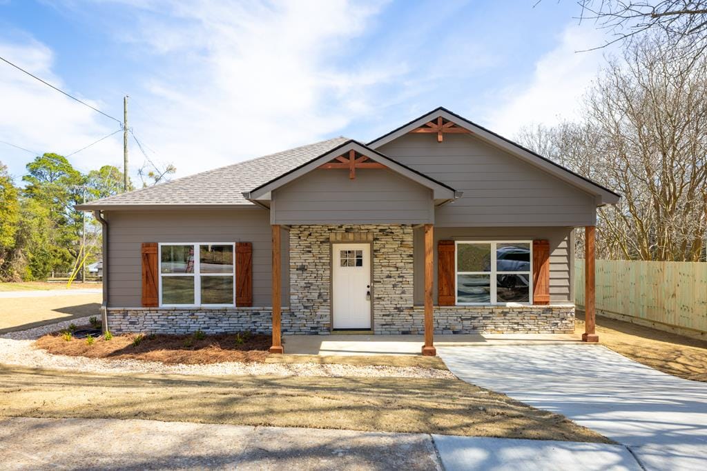 2116 6th Ave, Phenix City, AL 36867