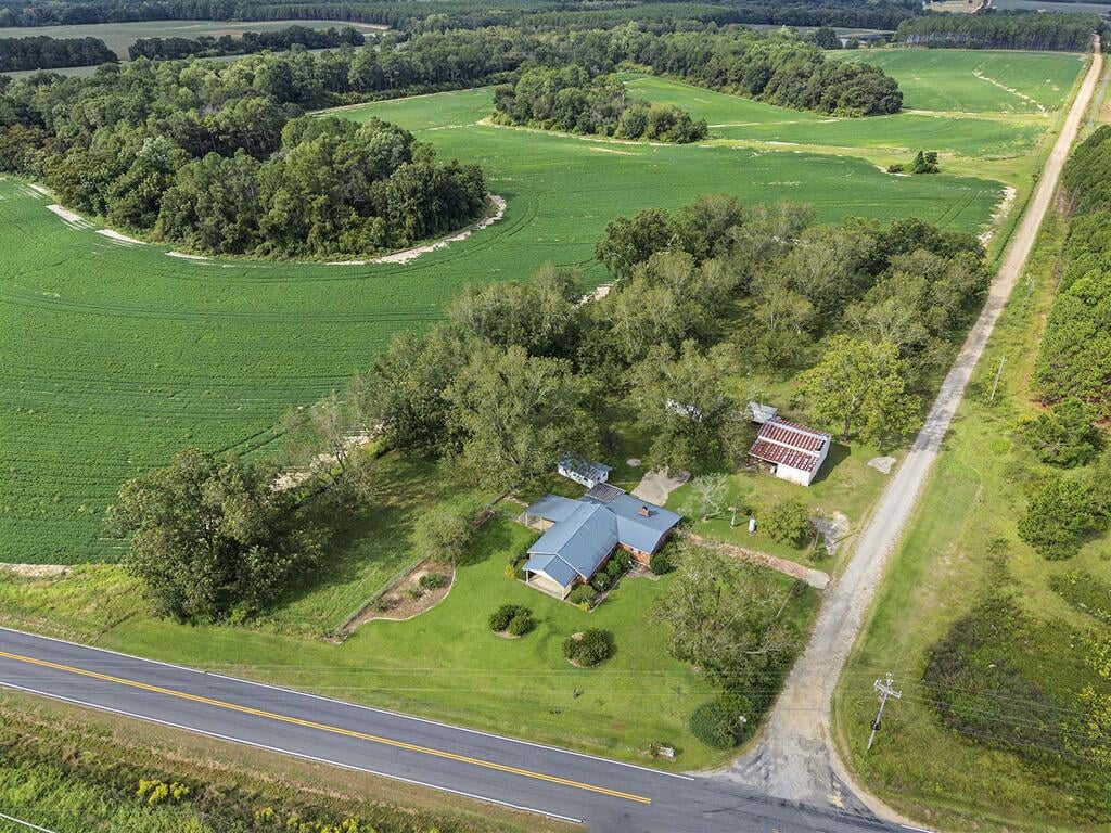 1802 Sumner Rd S, Sumner, GA 31789