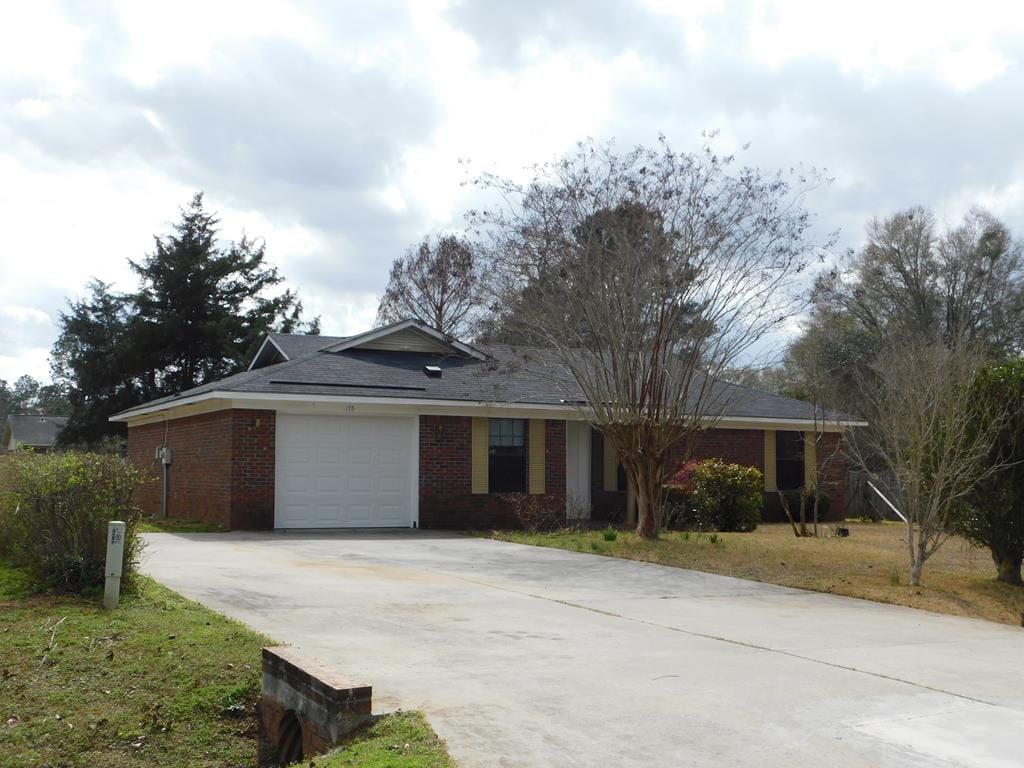 175 Cherokee Ave, Leesburg, GA 31763
