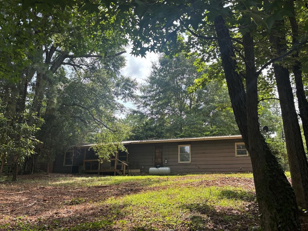 228 Broad St, Buena Vista, GA 31803