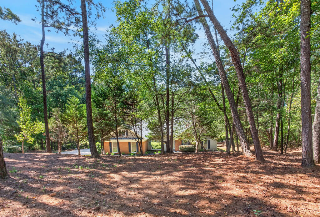 387 Rocky Shoals Dr, Midland, GA 31820