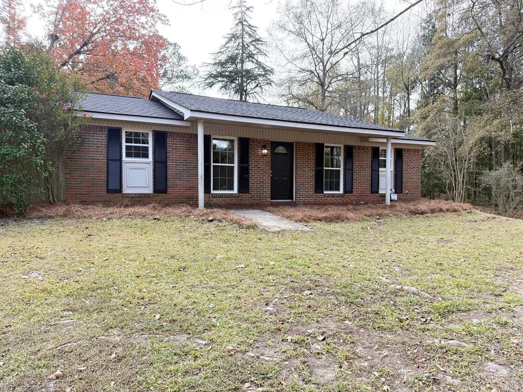 403 Broxton Ln, Manchester, GA 31816