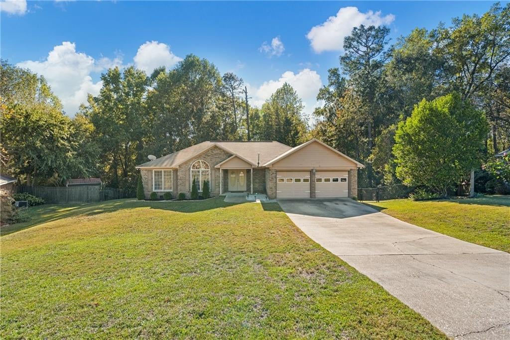 136 Lee Road 468, Smiths Station, AL 36877