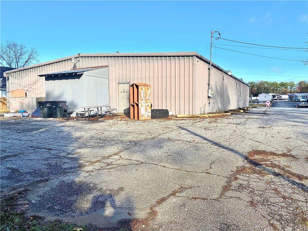 3613 PEPPERELL, Opelika, AL, 36801, Rear Area With Parking