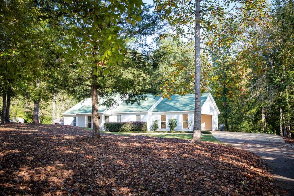 1089 Calhoun Road, Hamilton, GA, 31811