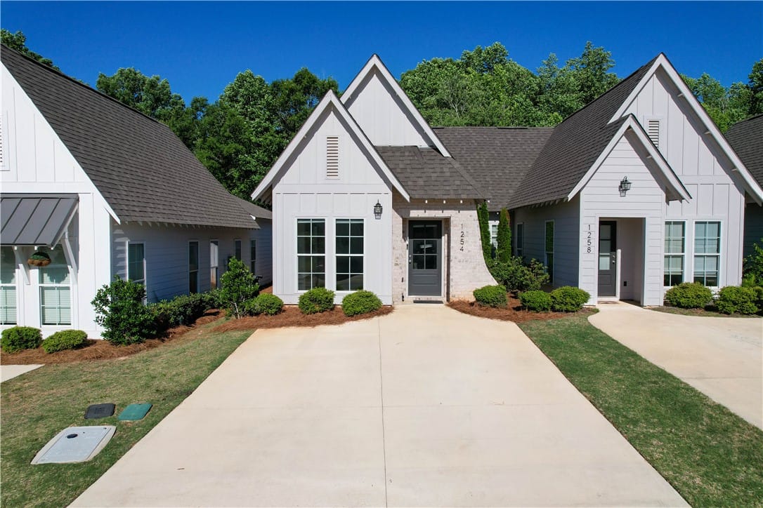 1254 Burrow Circle, Opelika, AL, 36801