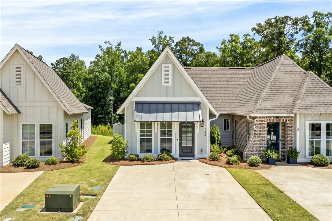 1132 Burrow Circle, Opelika, AL, 36801