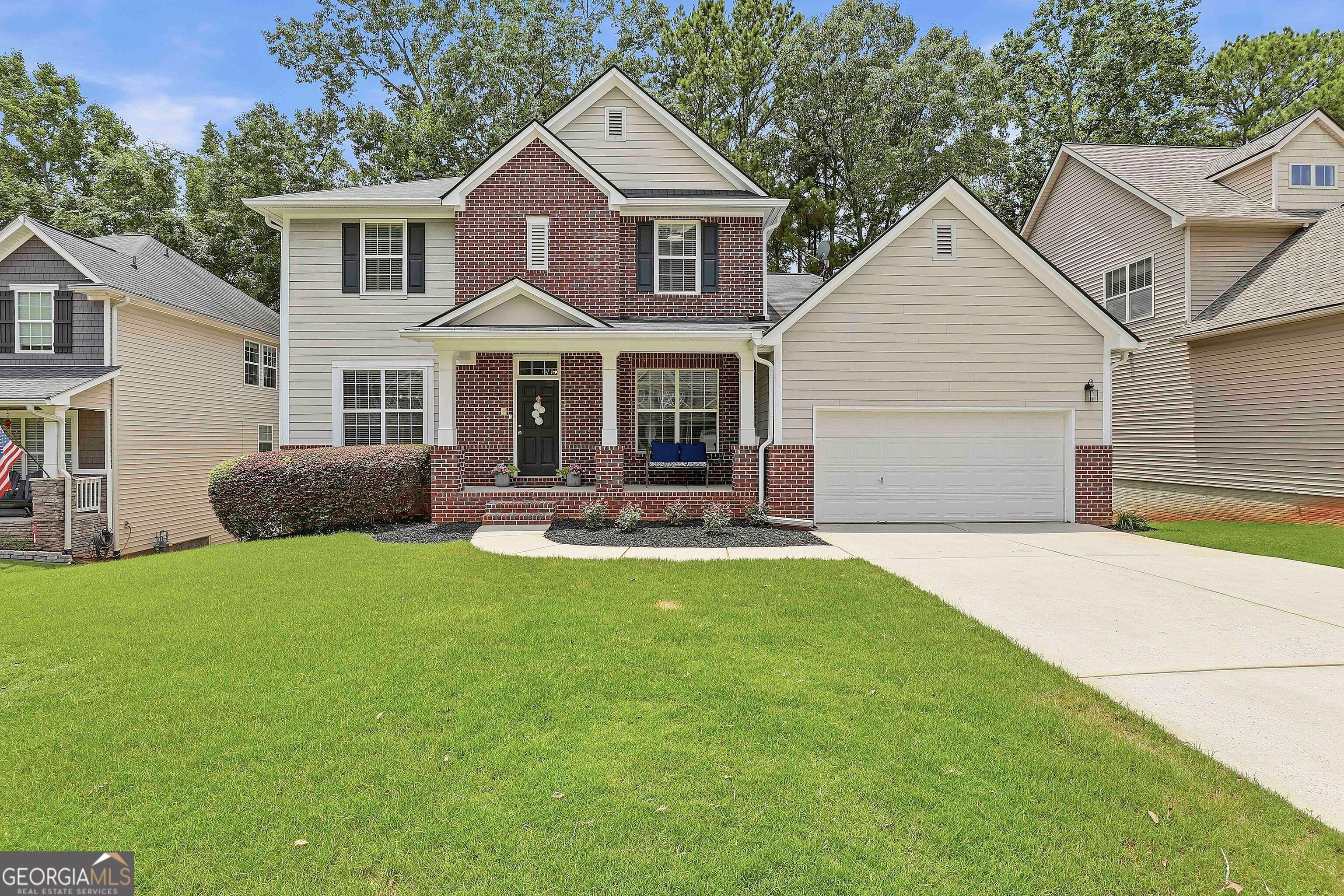 62 Greenview Dr, Newnan, GA 30265