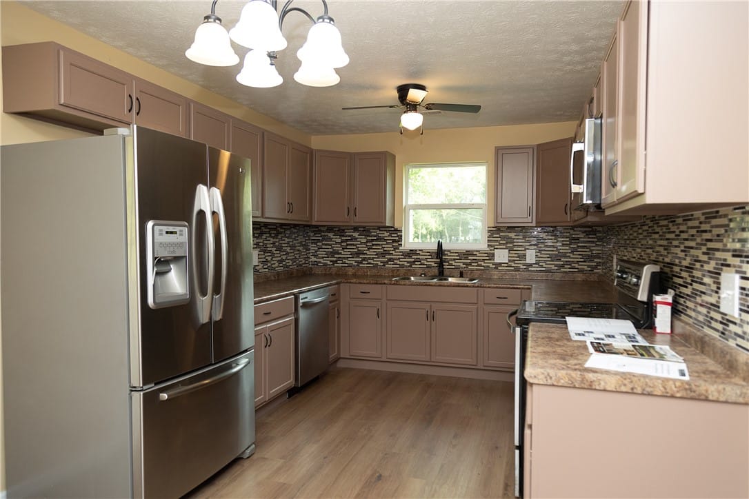 1184 Co Rd 189, Valley, AL 36854