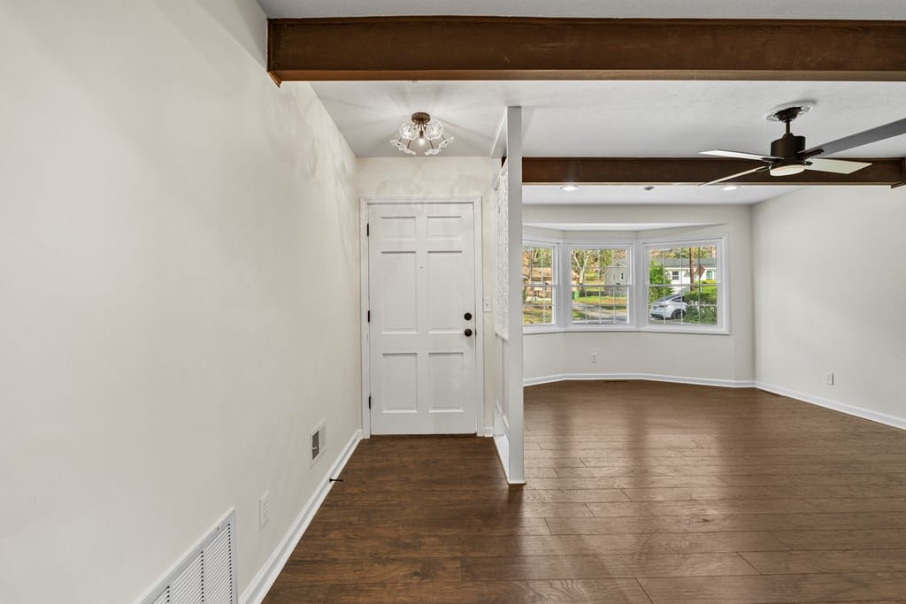 547 Fair Oaks Dr, Columbus, GA 31906