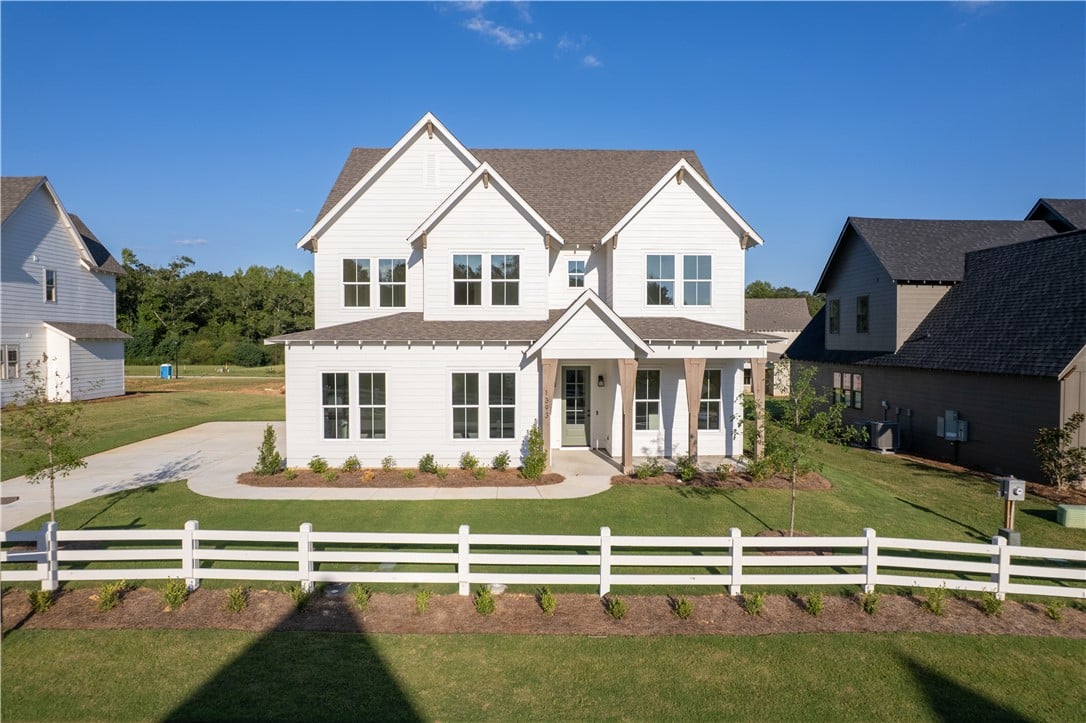 1393 Copper Mdws Dr, Auburn, AL 36830