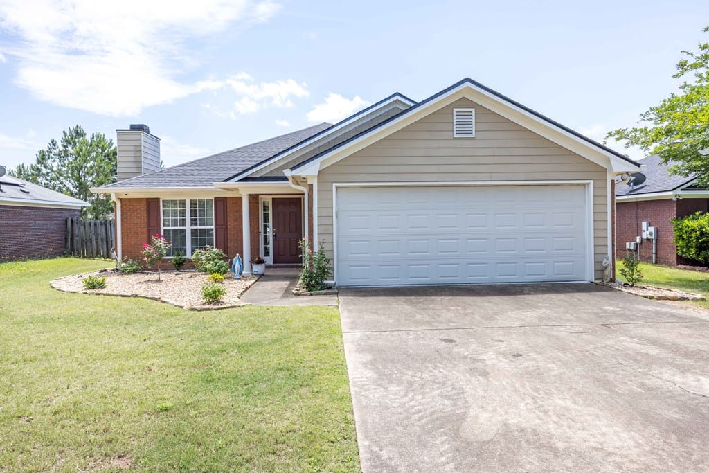 6012 White Pine Drive, Midland, GA, 31820 — Photo 3