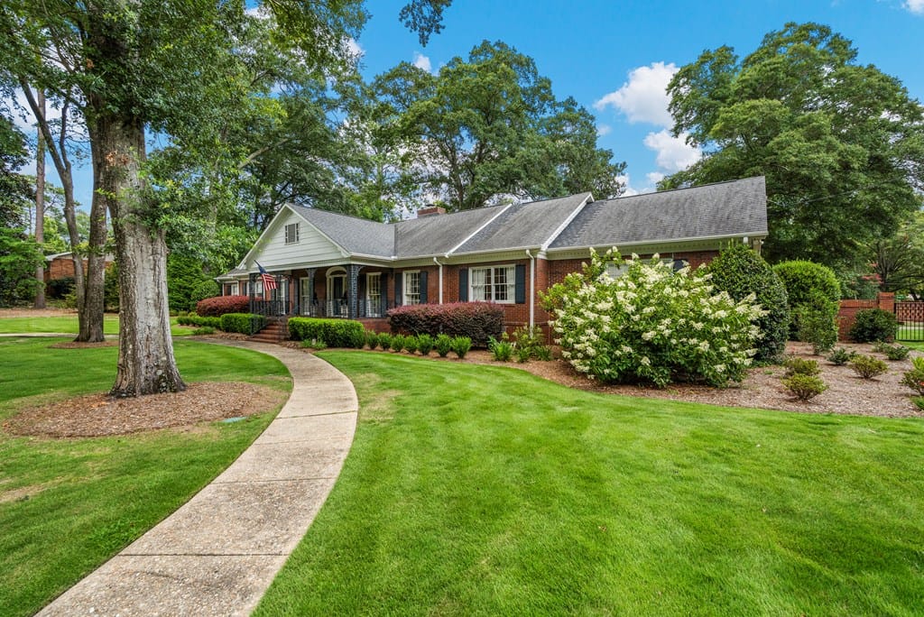 2410 Craigston Dr, Columbus, GA 31906