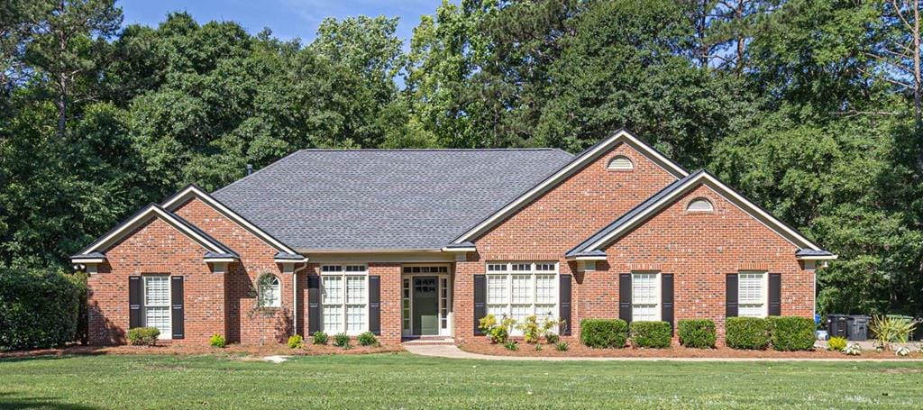 1205 Leaf Brook Dr, Midland, GA 31820