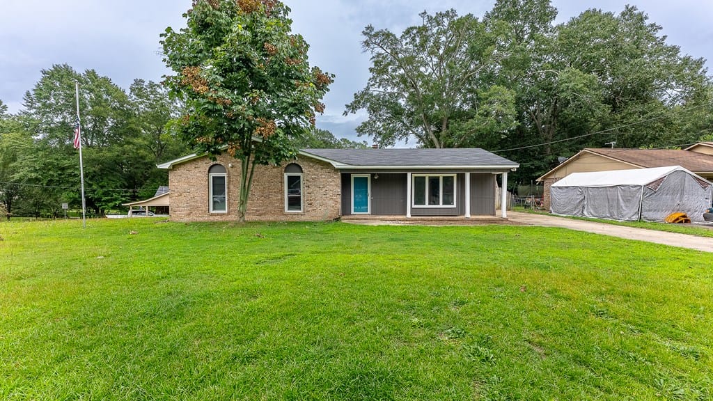 5766 Bishop Drive, Columbus, GA, 31909 — Photo 2