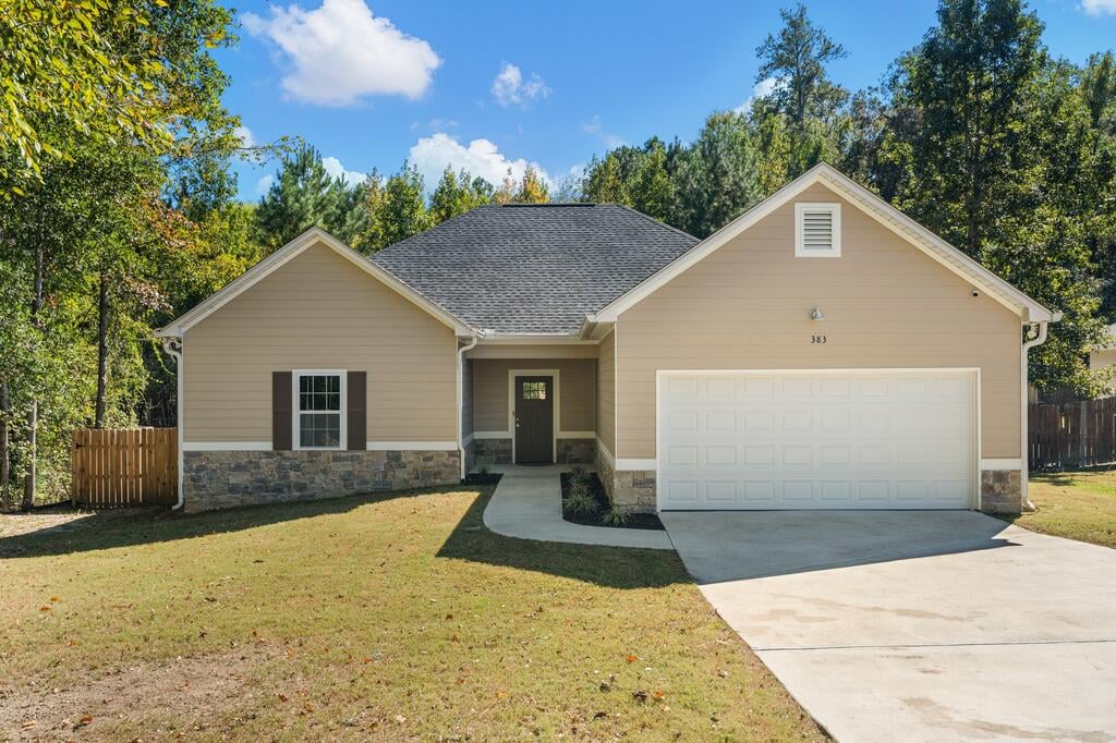 383 Carolann Ct, Columbus, GA 31907