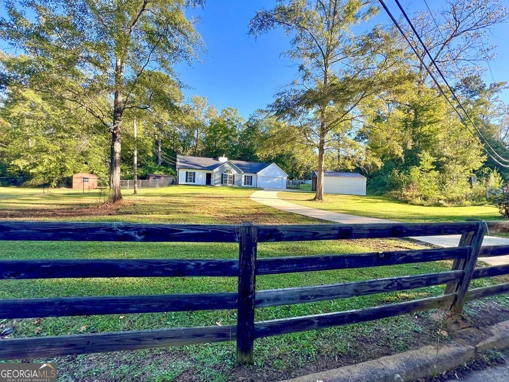 1702 Azalea, West Point, GA, 31833