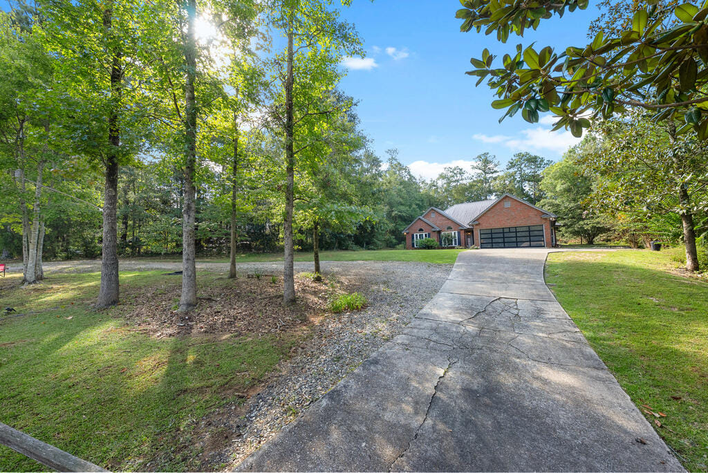 49 Cedar Branch St, Ellerslie, GA 31807