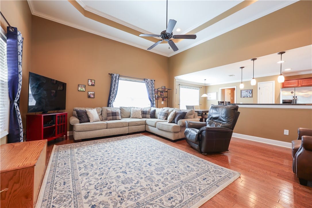 723 HUNTER, Auburn, AL, 36832 — Photo 2