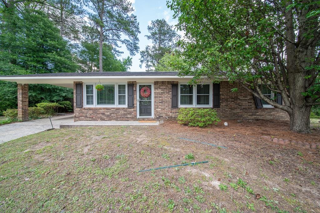 5600 Jamestown Dr, Columbus, GA 31909