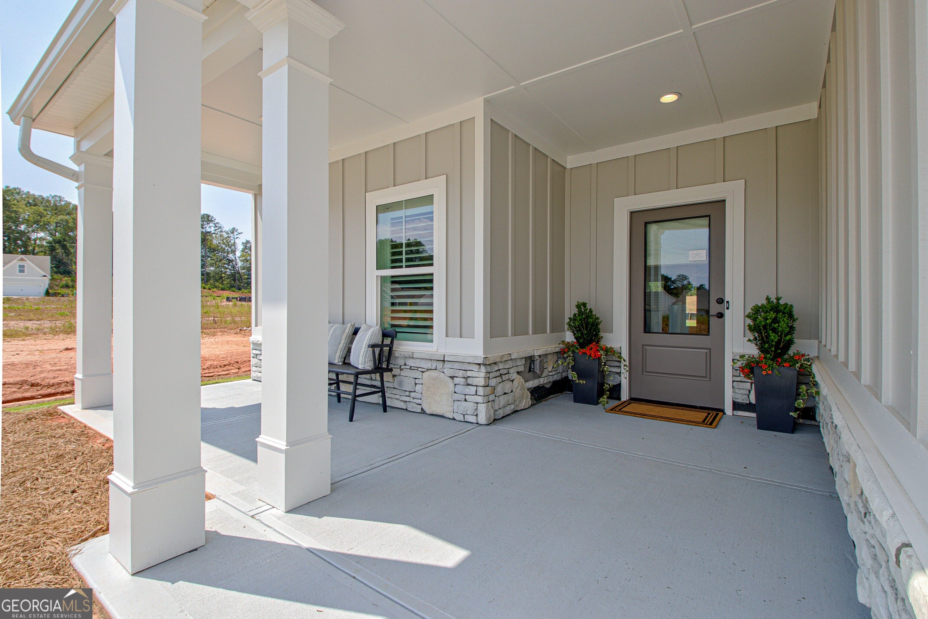 65 Redhaven Dr, Senoia, GA 30276