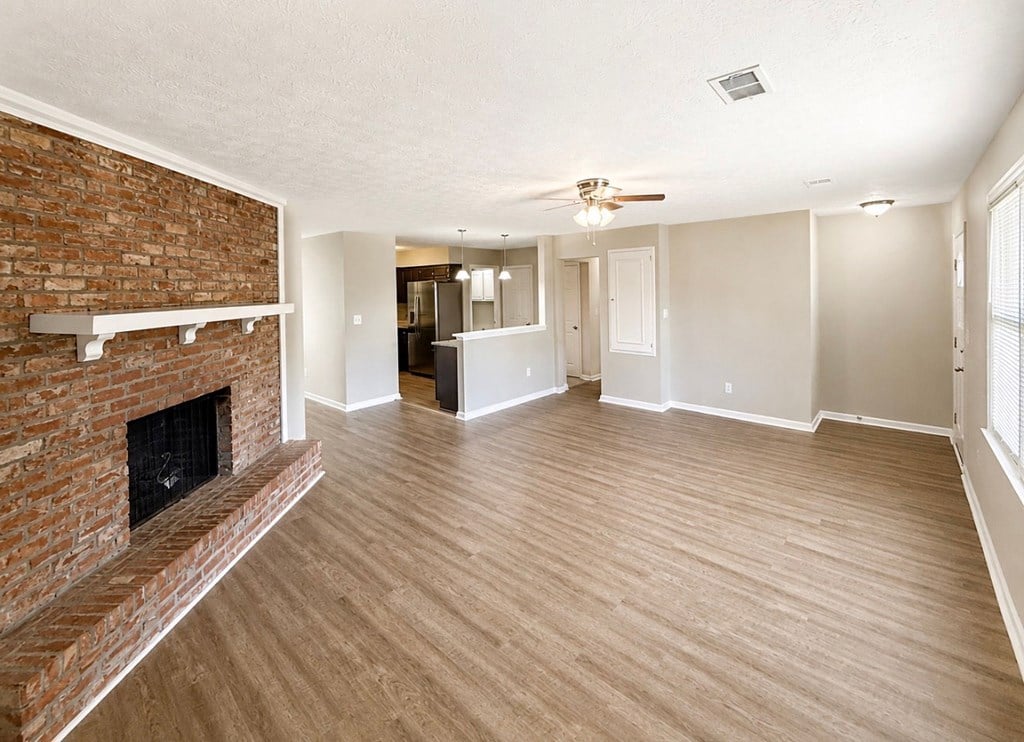 6623 Autumnleaf Dr, Columbus, GA 31904