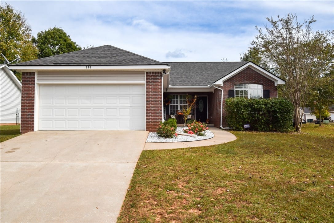 778 TRACY, Auburn, AL, 36832
