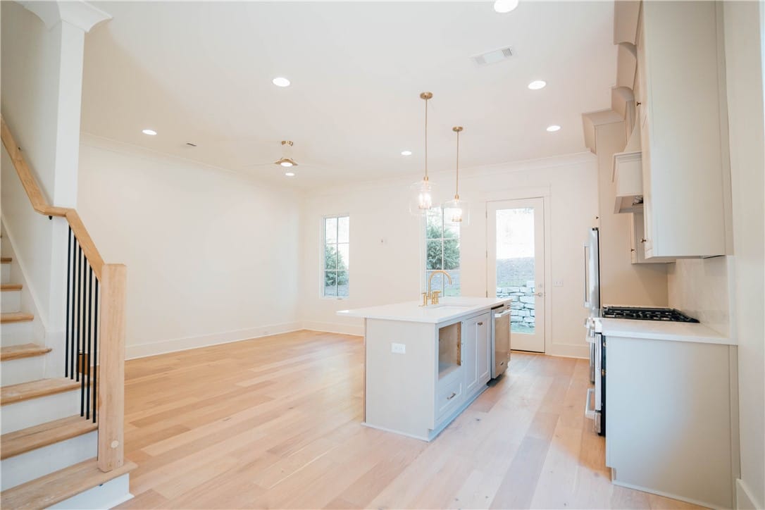 2325 RIVERWOOD, Auburn, AL, 36830