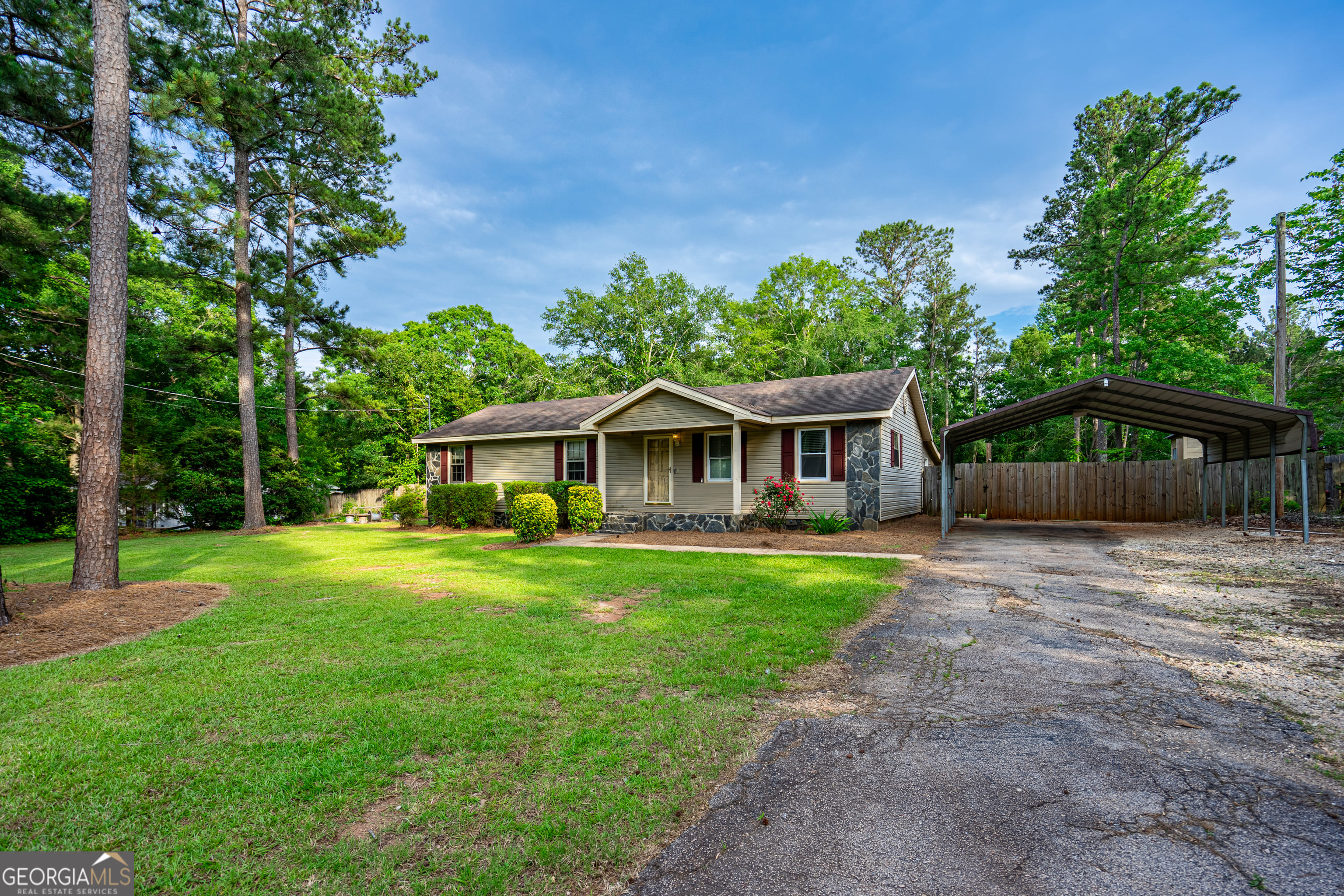 141 Rob Roy, Lagrange, GA, 30240
