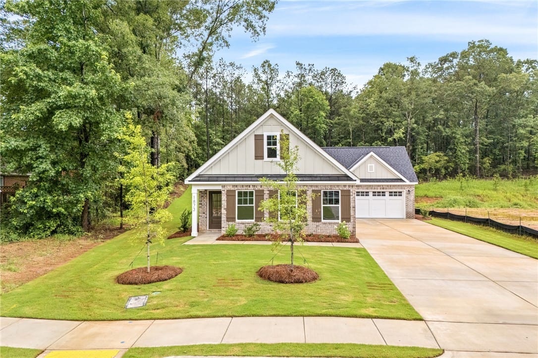 1873 Shadow Bend Ln, Auburn, AL 36830