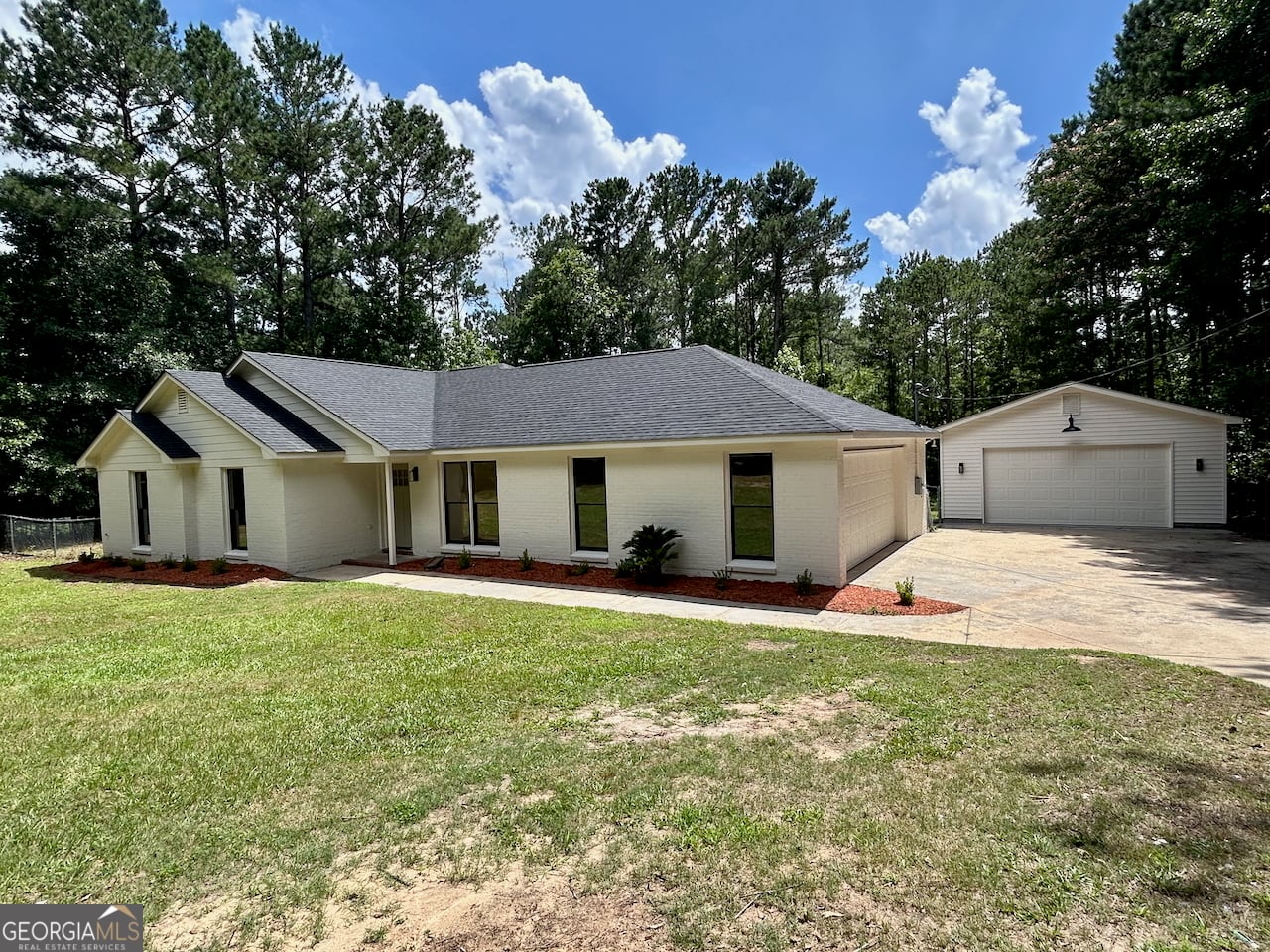 1379 Jones, Cataula, GA, 31804