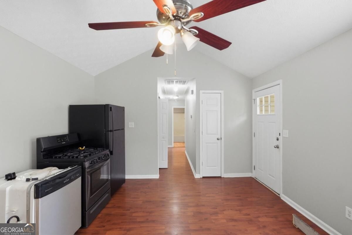 222 Brenda Ellen Dr, Newnan, GA 30265