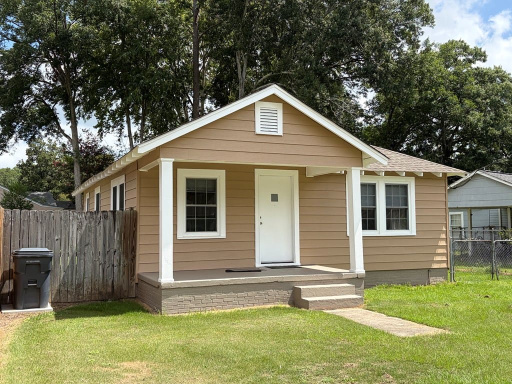 1808 16th Pl, Phenix City, AL 36867