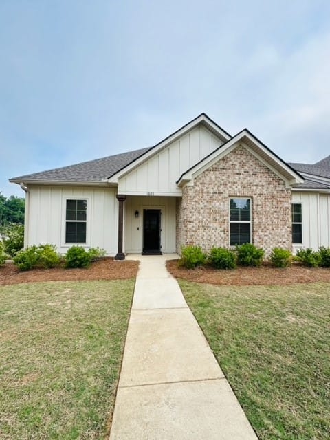 1653 Academy Drive #1601, Auburn, AL, 36830