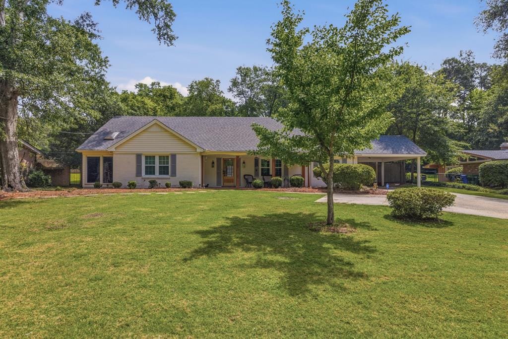 3330 E Lindsay Dr, Columbus, GA 31907