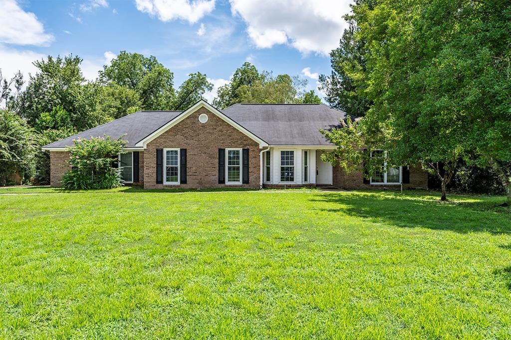 116 Winchester Drive, Leesburg, GA, 31763