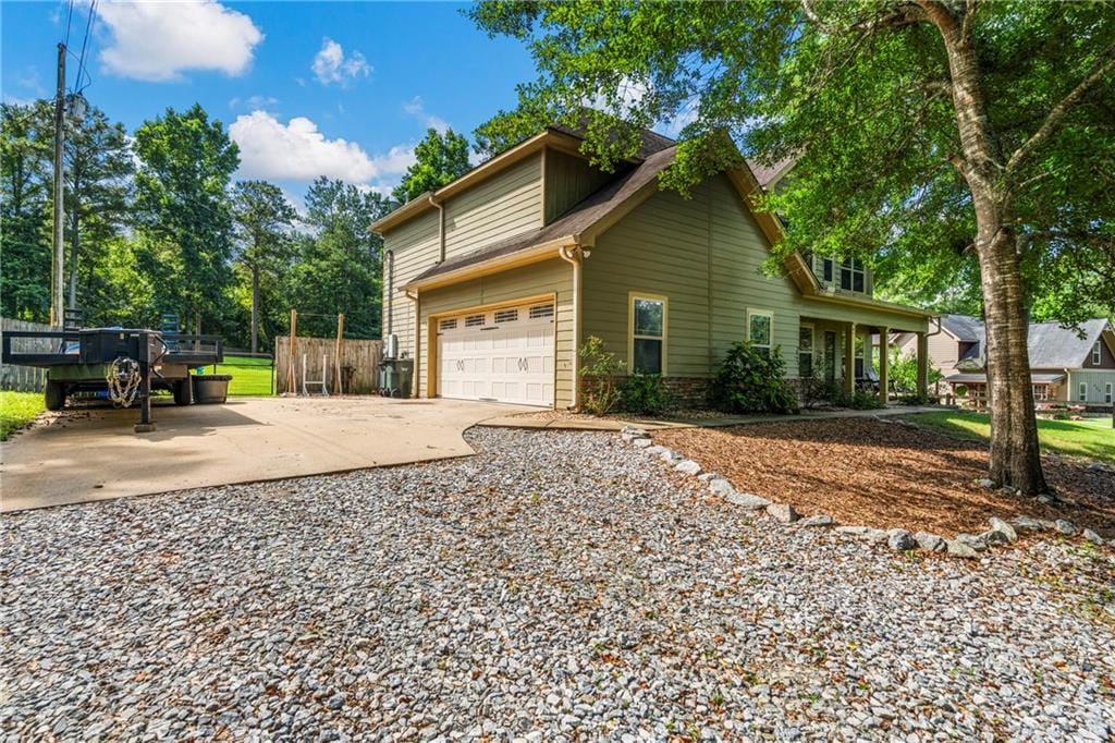 397 Owens Rd, Fort Mitchell, AL 36856