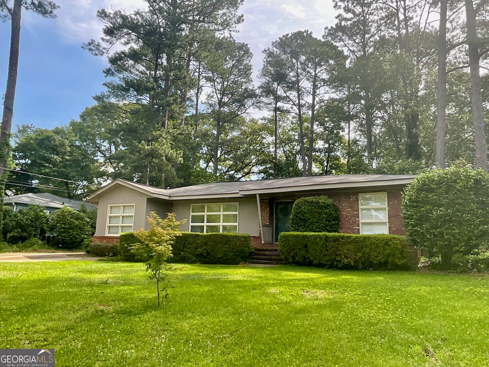 402 Ridgecrest, Lagrange, GA, 30240