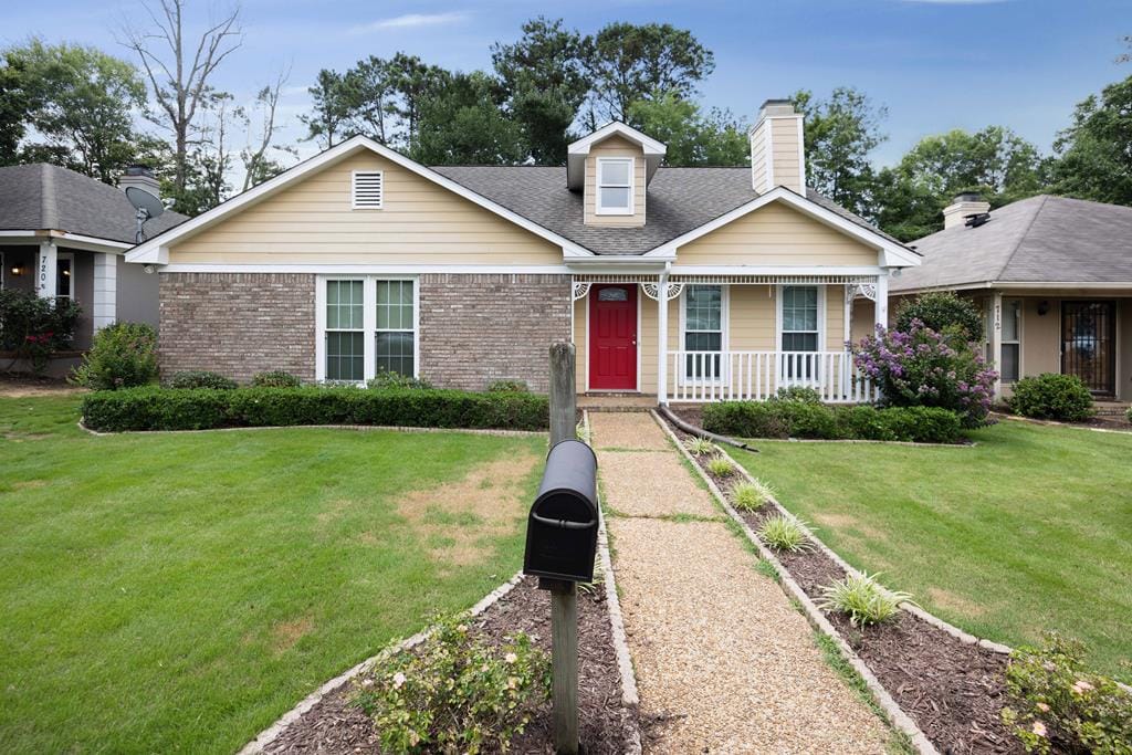 716 Robins Nest Ct, Columbus, GA 31909