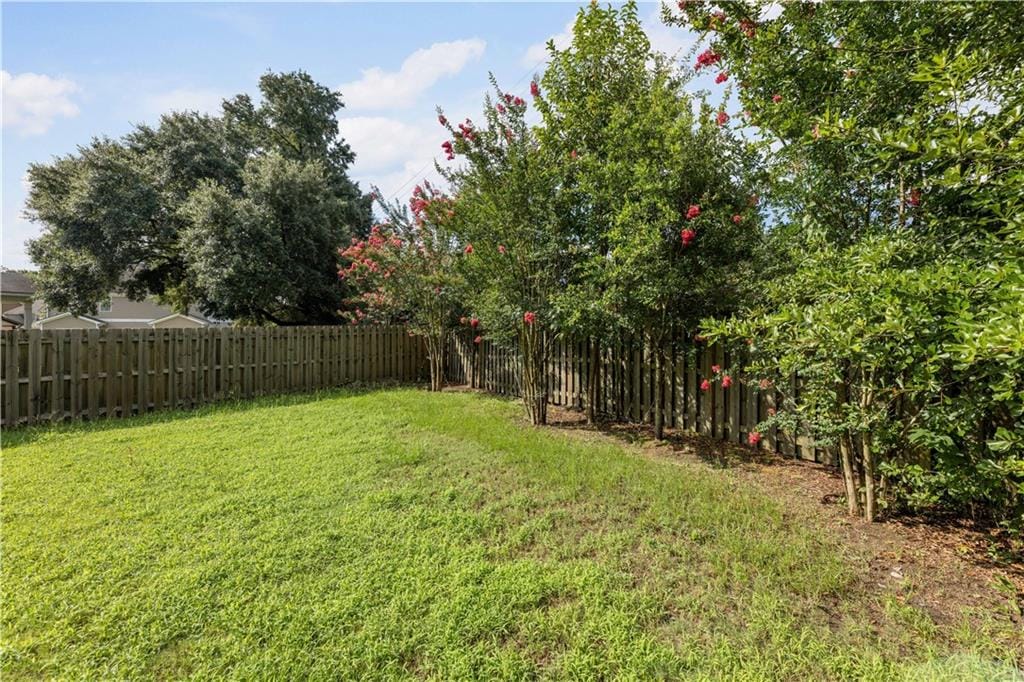 112 White Oak Pl, Smiths Station, AL 36877