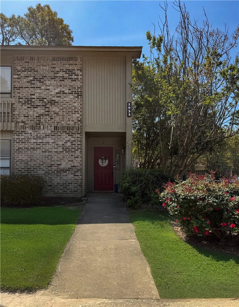 1033 Stonegate Drive #e, Auburn, AL, 36832