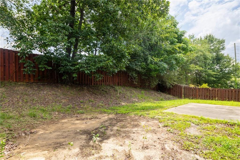 6 Willow Trace Dr, Phenix City, AL 36869